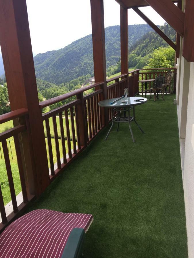 Lac D'Annecy-Col De La Forclaz Apartamento Montmin Exterior foto